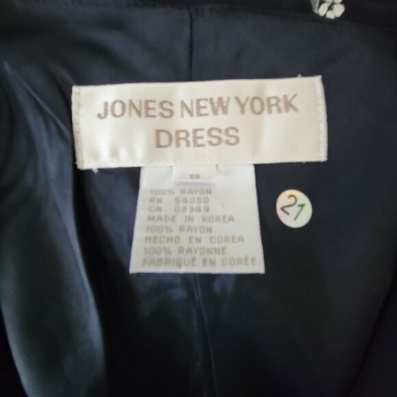 Vintage Jones New York Floral Maxi - Picture 11 of 16